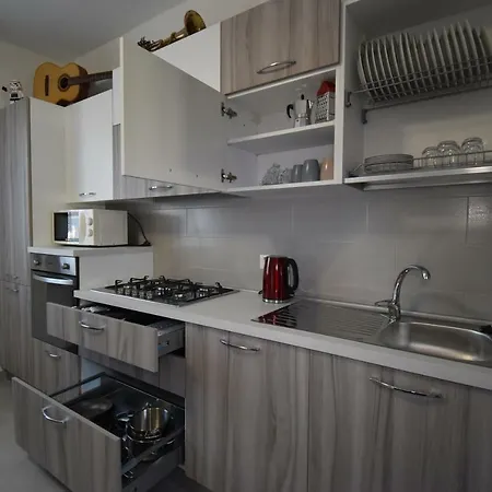 Holiday home Mem House - Tra Il Di Garda E Verona Castelnuovo del Garda